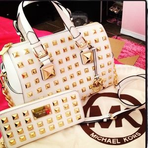 Michael Kors doctor bag